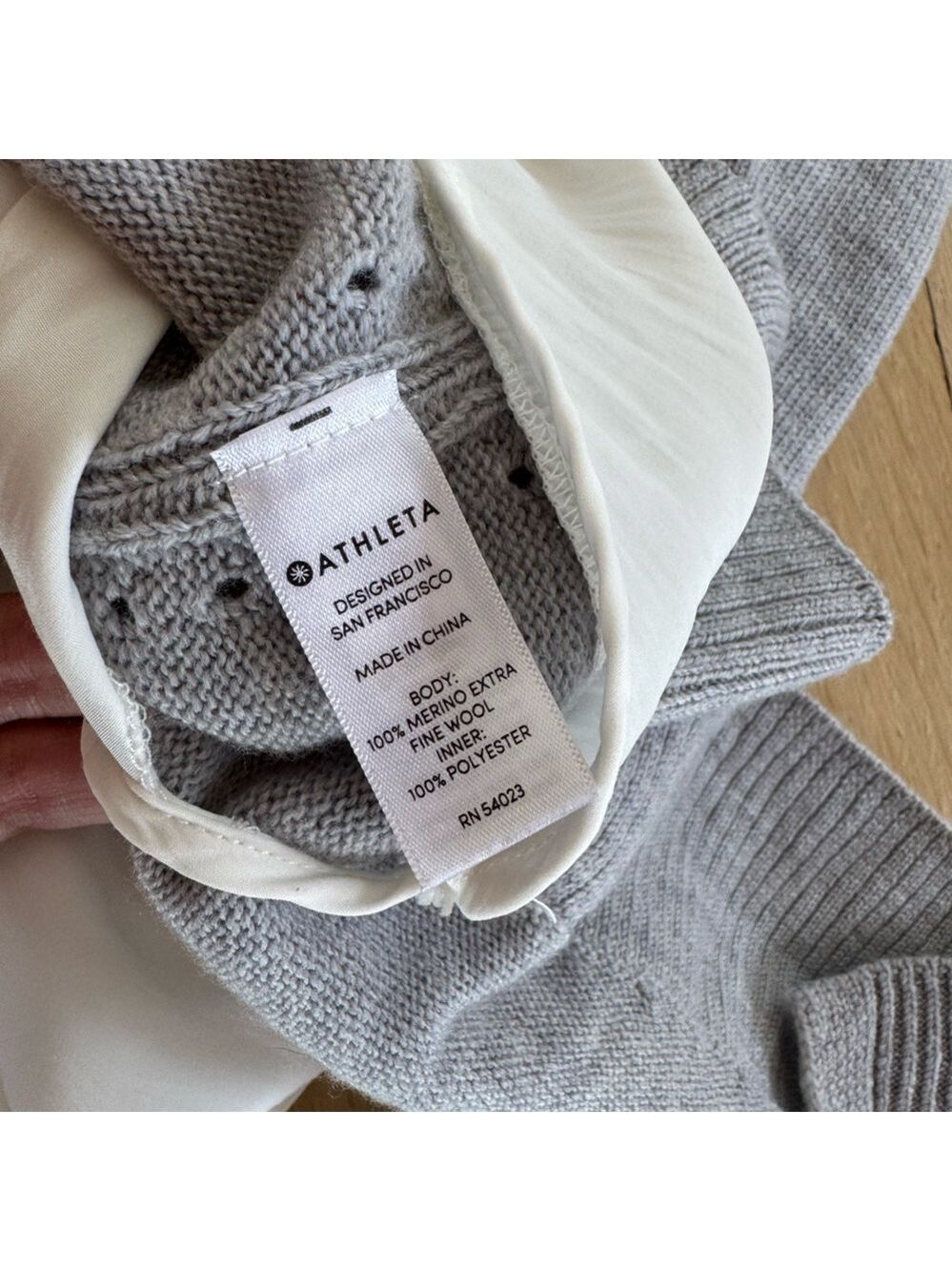 Athleta Itinerary Sweater Tank Size XS - Picture 5 of 6